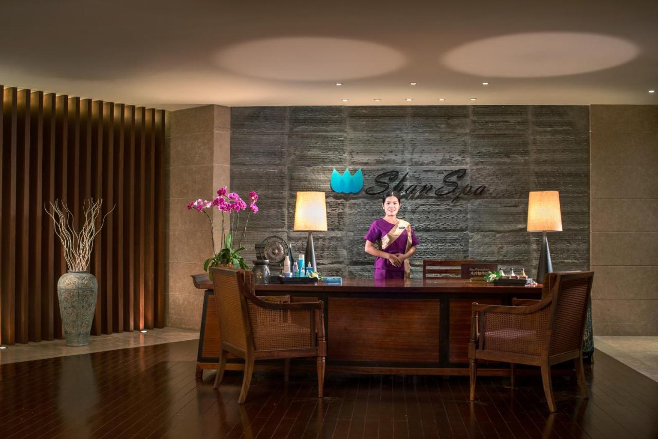 Pullman Oceanview Sanya Bay Resort & Spa Exterior photo
